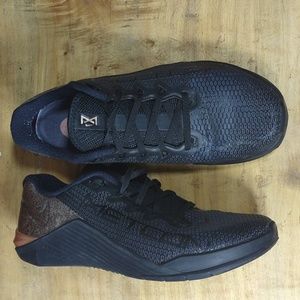 Nike Metcon 5 X Training Shoes Black Rose Gold Bronze AT3145-060